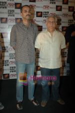 Rohan Sippy, Ramesh Sippy promote DuM Maro Dum in PVR, Juhu, Mumbai on 8th April 2011 (6).JPG